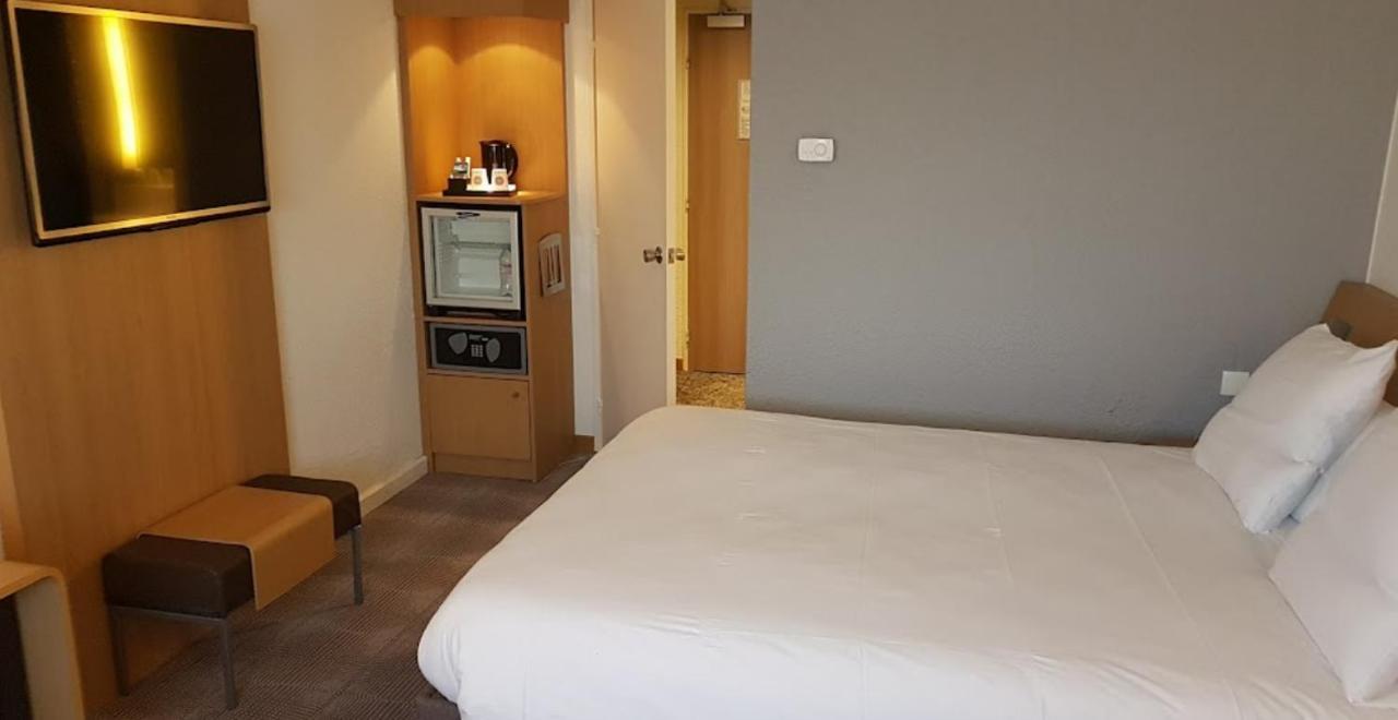 Novotel Saint-Quentin En Yvelines Magny-les-Hameaux Exterior photo